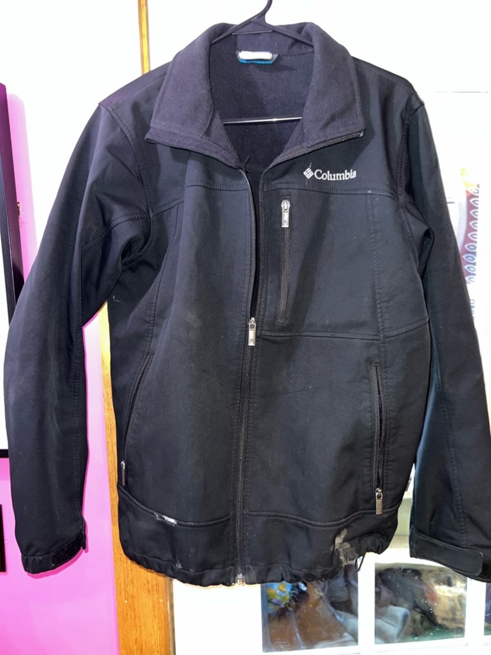 Columbia Black Softshell Jacket with Zip Pockets